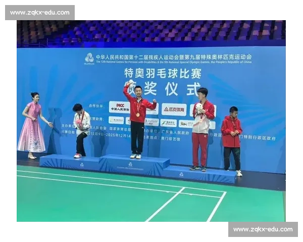 这个小将的意外一拍，惊艳了整个羽坛